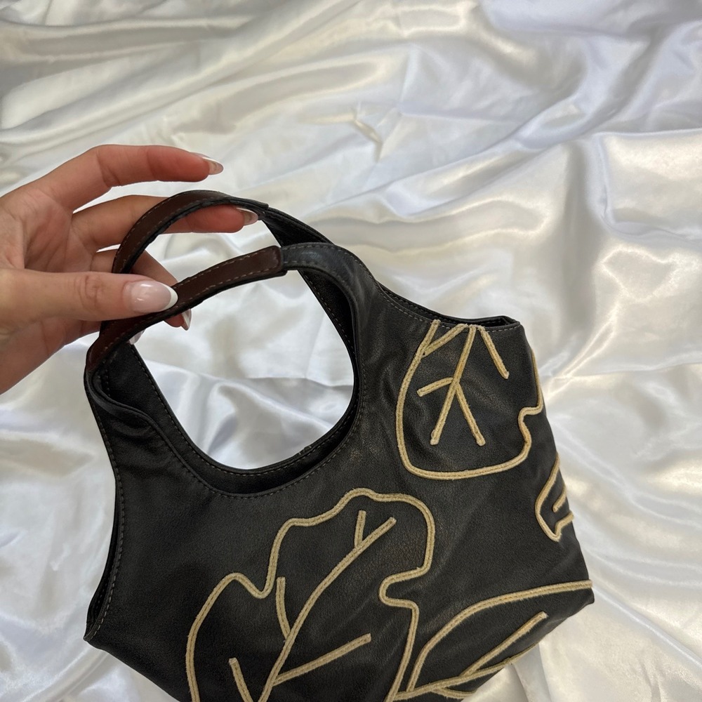 Nine West Black Faux Leather Leaf Embroidered Hobo Bag Mini Handbag Y2K - Picture 3 of 5